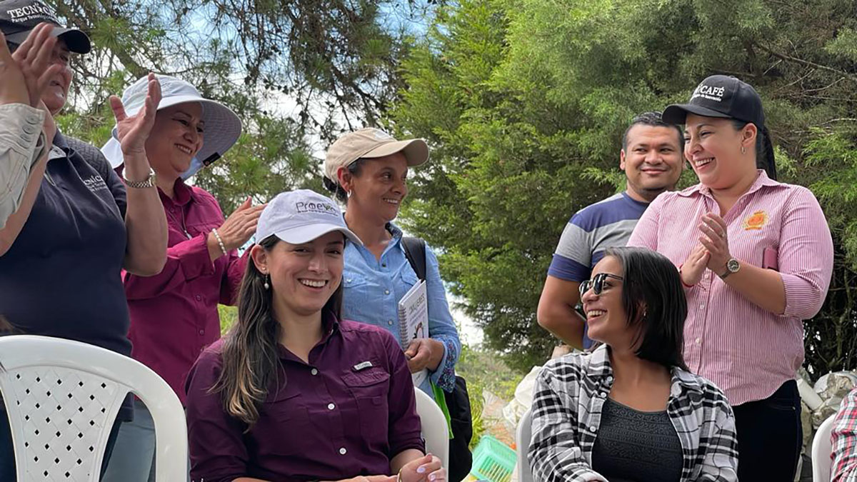 Solidaridad-Mujeres-Cauca-Intercambio-Experiencias