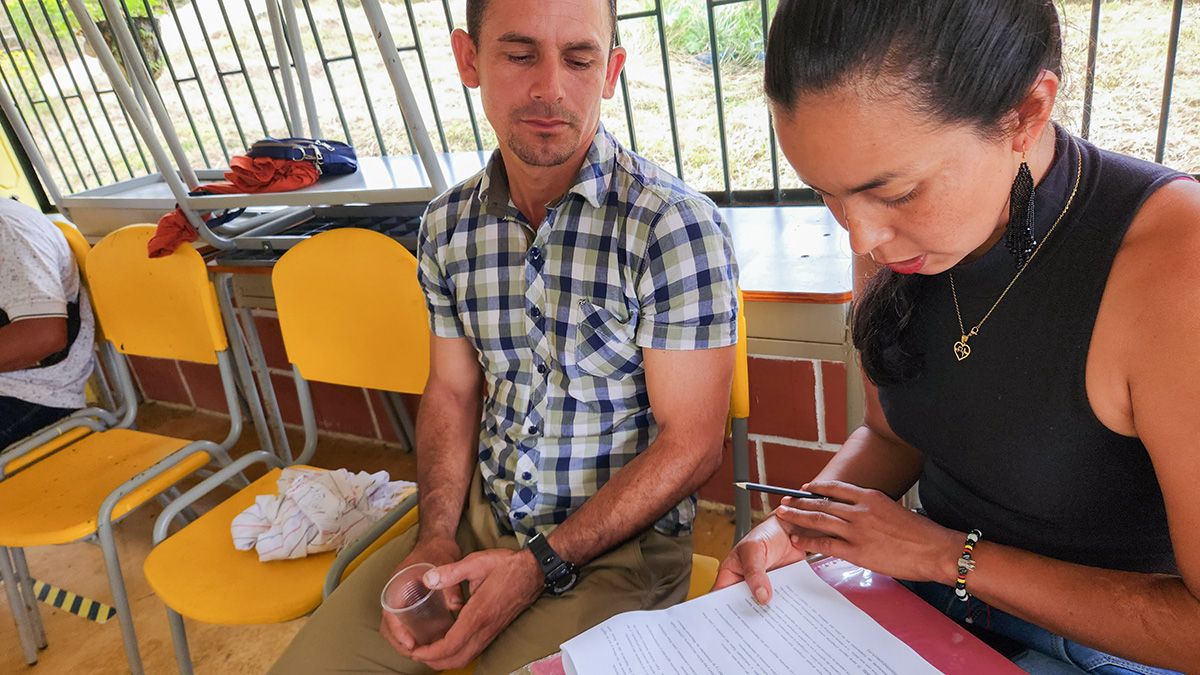 Amazon&iacute;a Connect, Alexis, capacitaci&oacute;n